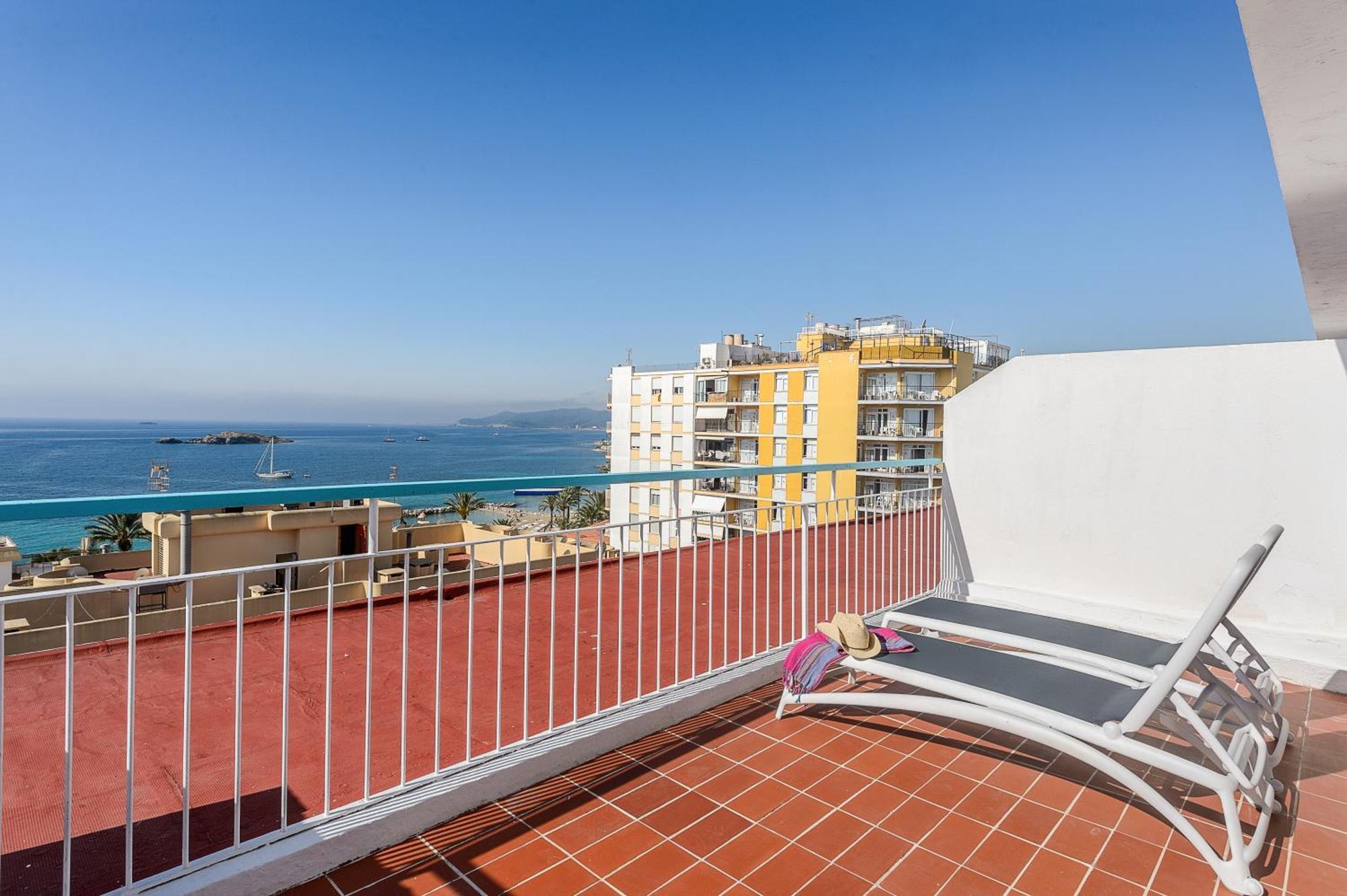 Hotel Vibra Vila Ibiza città Esterno foto