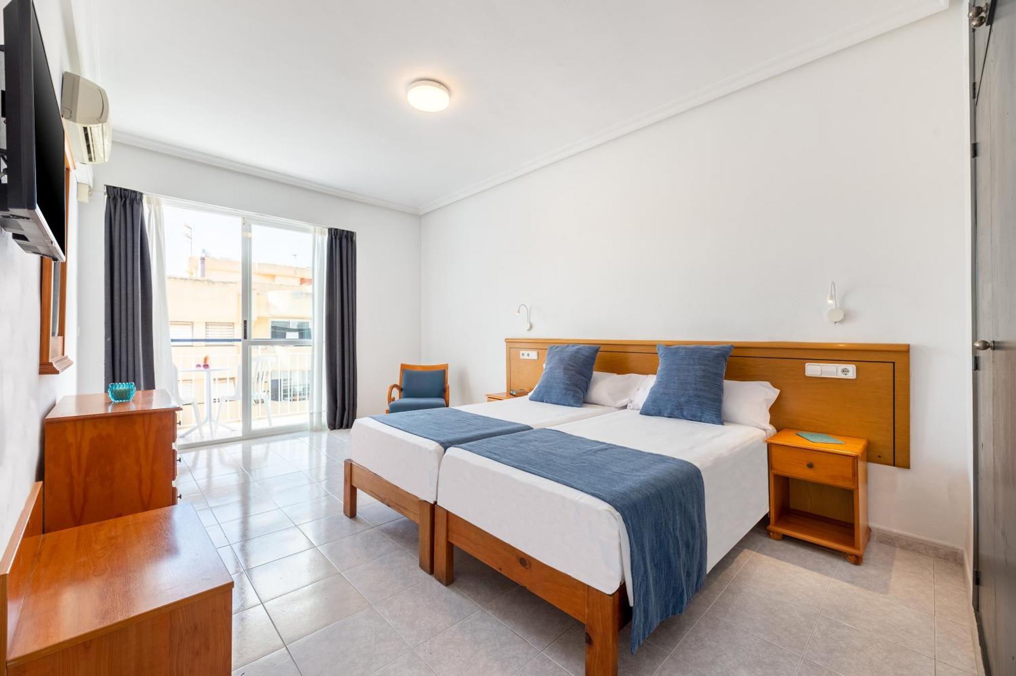 Hotel Vibra Vila Ibiza città Esterno foto