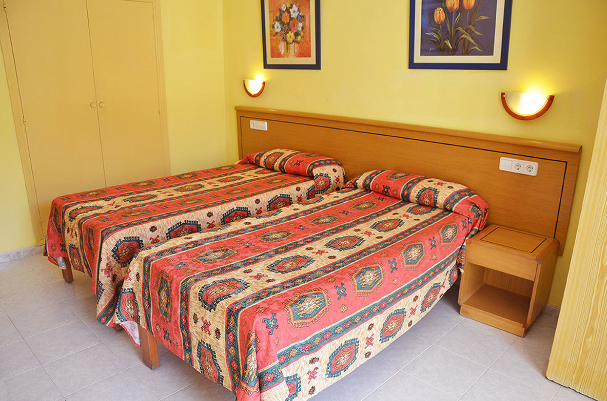 Hotel Vibra Vila Ibiza città Esterno foto