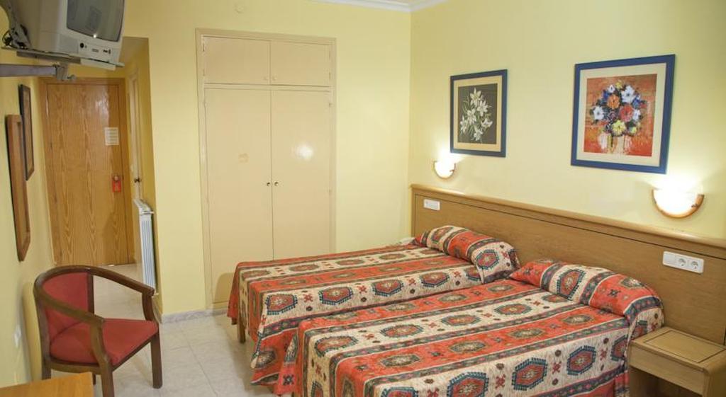 Hotel Vibra Vila Ibiza città Esterno foto